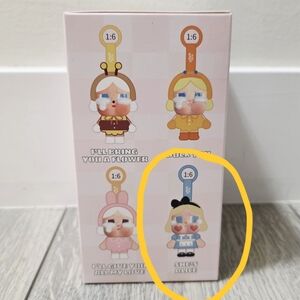 POP MART CRYBABY - Crying Again Vinyl Plush - She's Alice